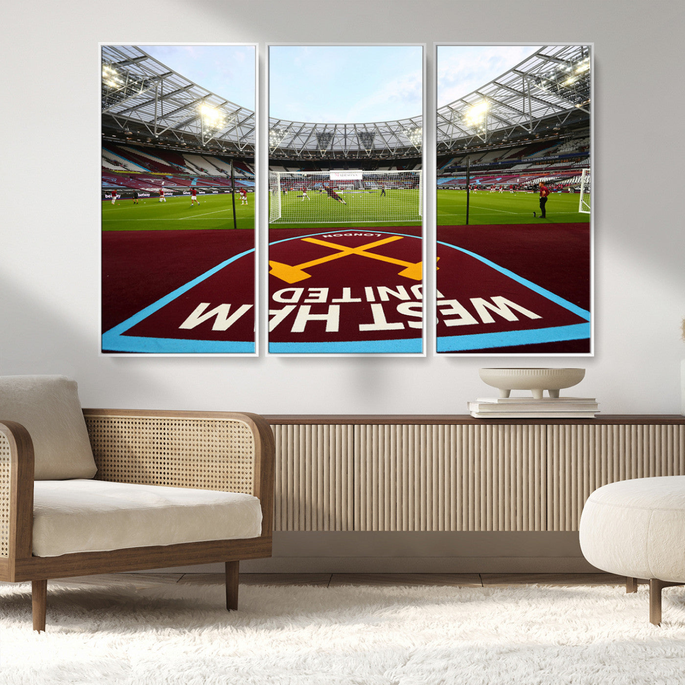 MGV-FC-48X32-3P - West Ham United FC Stadium Canvas Wall Art – London Stadium Football Print – Premier League Team