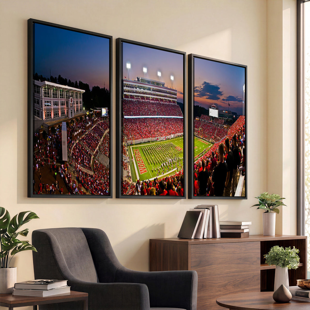 87655-MGV-CV-36X24 - NC State Wolfpack Football Team Print - Raleigh Carter-Finley Stadium Wall Art Canvas Print
