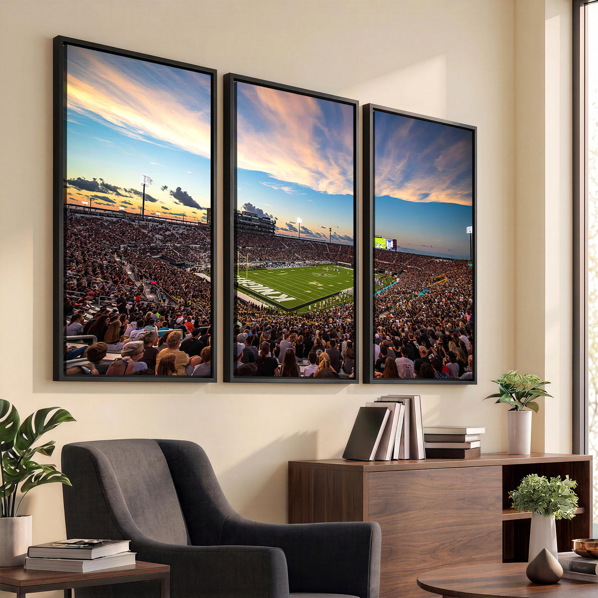 50243-MGV-CV-36X24 - UCF Knights Football Team Print - Orlando FBC Mortgage Stadium Wall Art Canvas Print