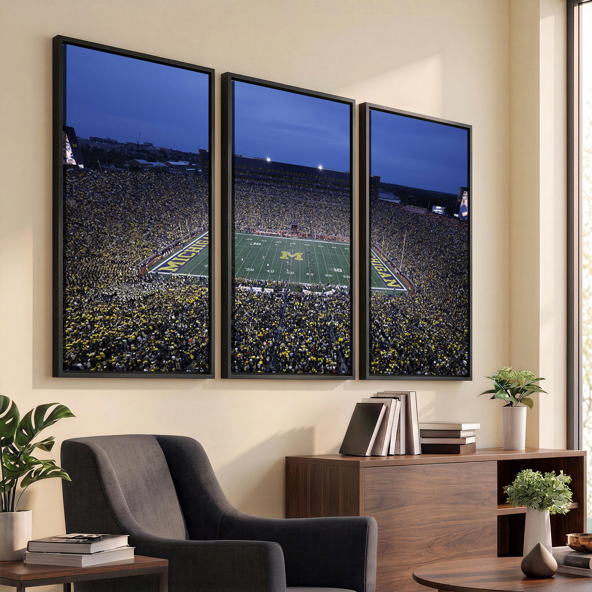 34202-MGV-CV-36X24 - University of Michigan Wolverines Football Team Print - Ann Arbor Michigan Stadium Wall Art Canvas