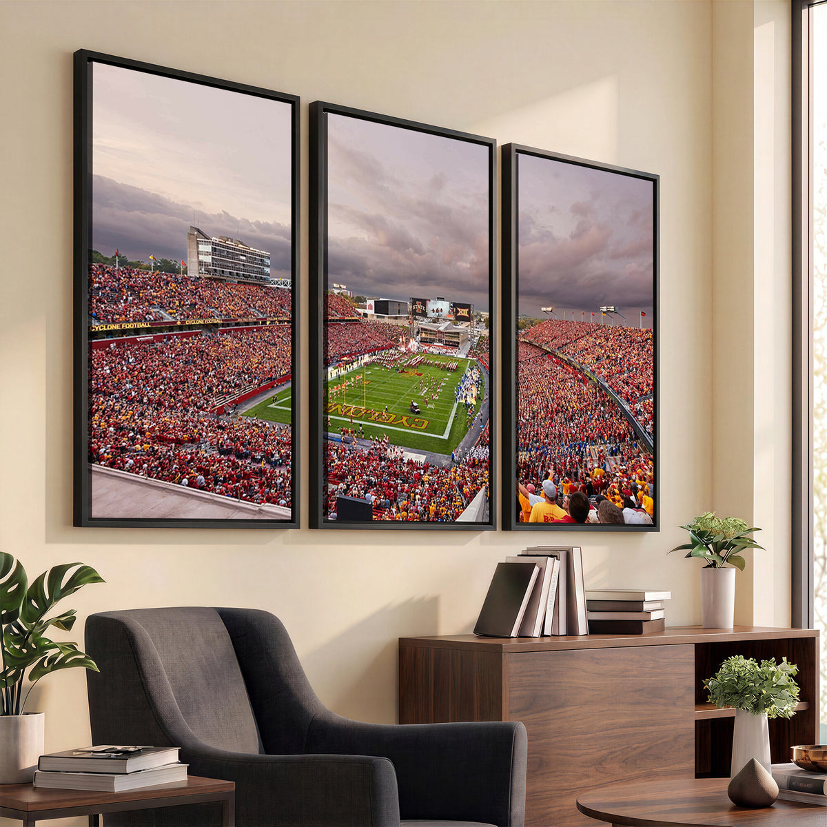 50373-MGV-CV-36X24 - Iowa State University Cyclones Football Team Print, Ames