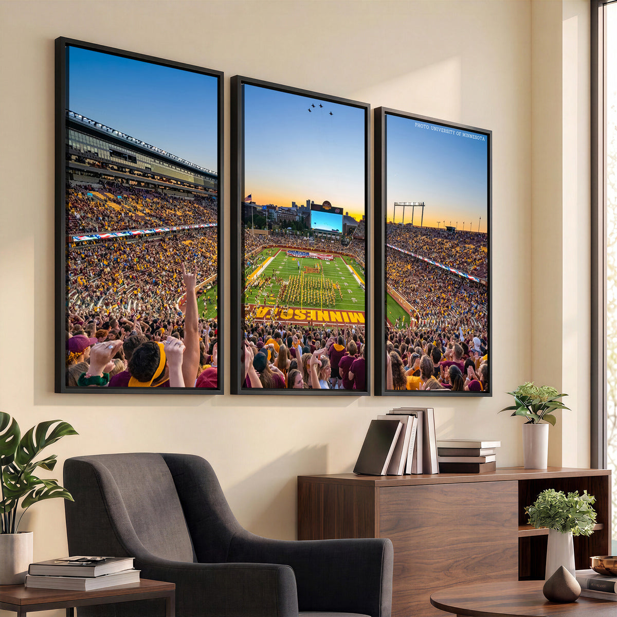 63452-PAN-FL-20X10 - University of Minnesota Golden Gophers Football Team Print - Minneapolis Huntington Bank Stadium