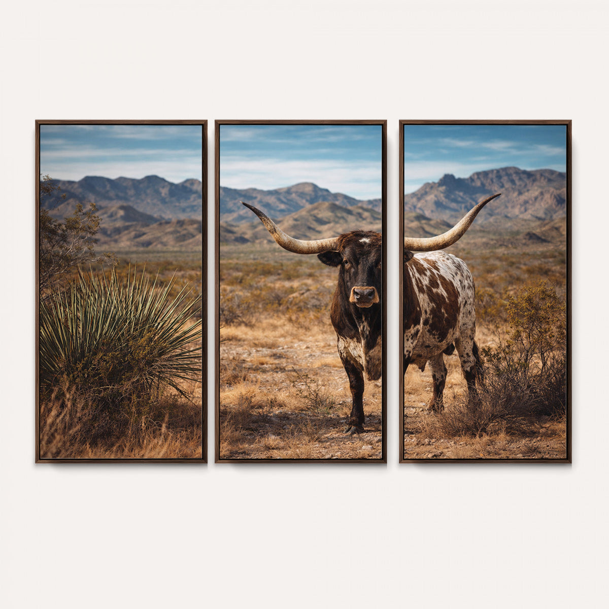 17622011S-MGV-CV-36X24 - Texas Longhorn Bull Wall Art Canvas Print, Western Farmhouse Cowboy Decor, Rustic Texas Ranch Cattle Artwork for Living Room Bedroom Office, Framed Wall Decor