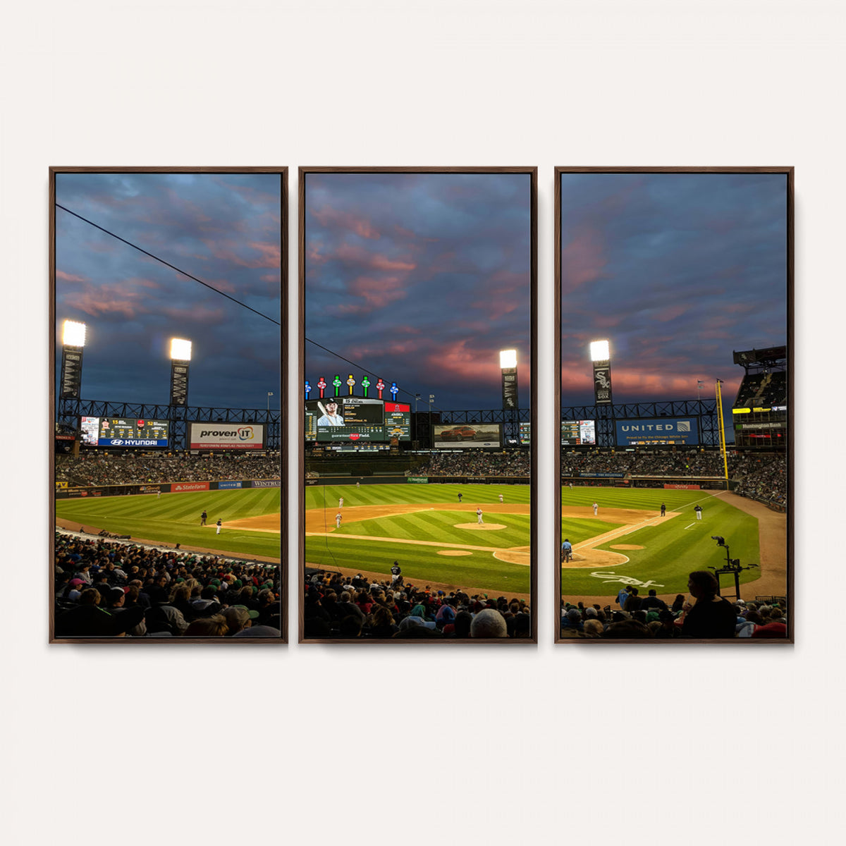 96063-MGV-CV-36X24 - Chicago White Sox Baseball Team Print Canvas, Guaranteed Rate Field, Framed and Ready to Hang