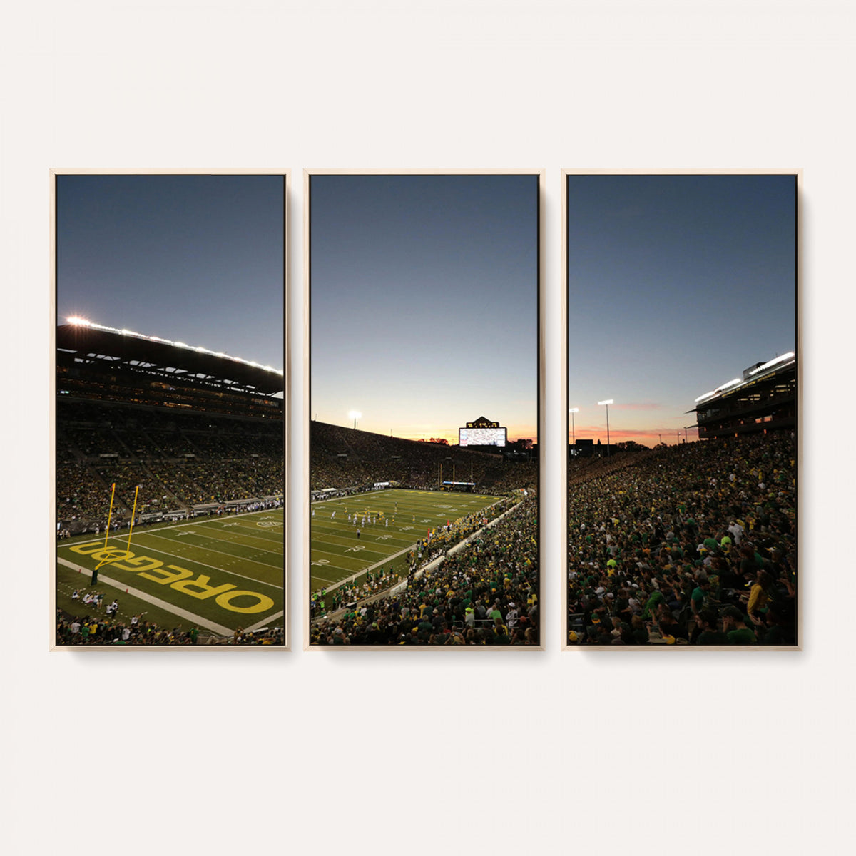 21429-MGV-CV-36X24 - Oregon Ducks Football Team Print - Eugene Autzen Stadium Wall Art Canvas Print