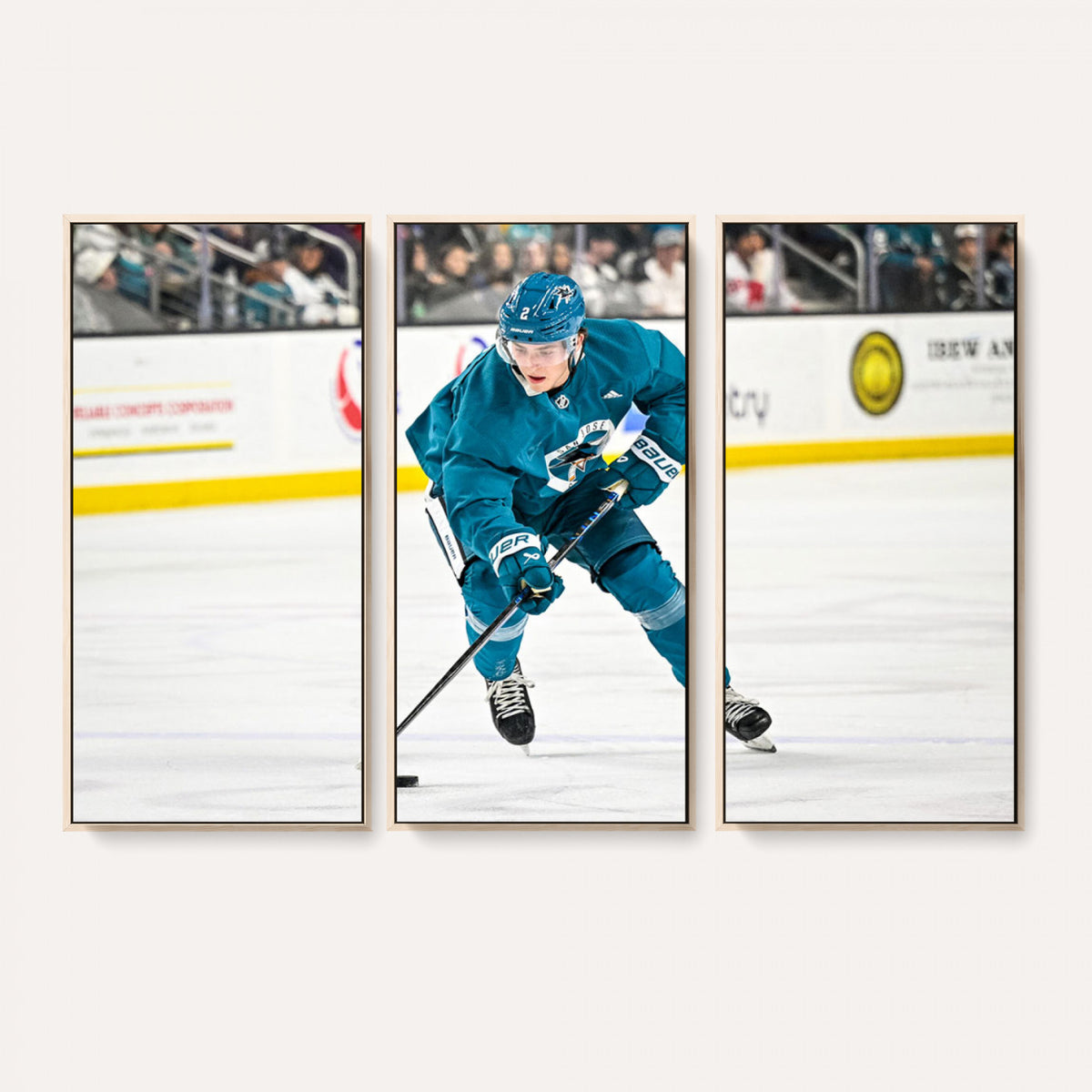 69179-MGV-CV-36X24 - San Jose Sharks Ice Hockey Player Wall Art Canvas Print