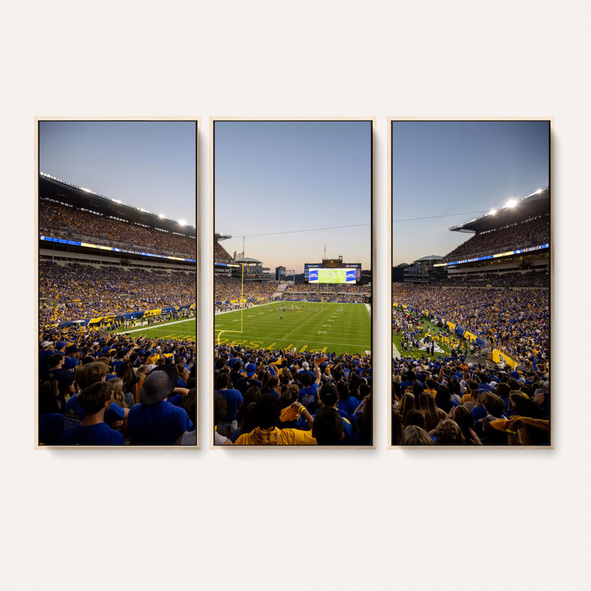 41853-MGV-CV-36X24 - Pittsburgh Panthers Football Team Print - Pittsburgh Acrisure Stadium Wall Art Canvas Print