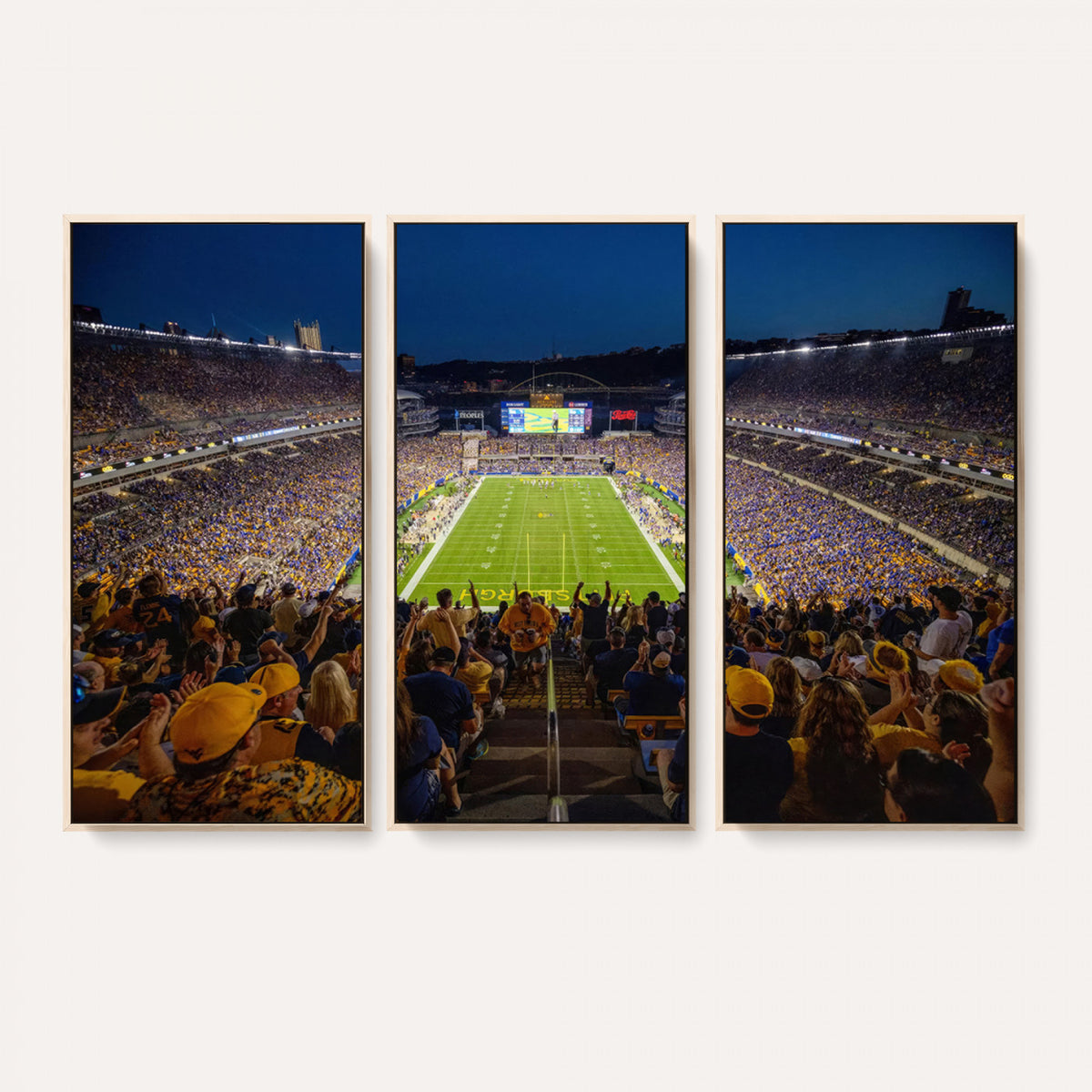 62297-MGV-CV-36X24 - Pittsburgh Panthers Football Team Print - Pittsburgh Acrisure Stadium Wall Art Canvas Print