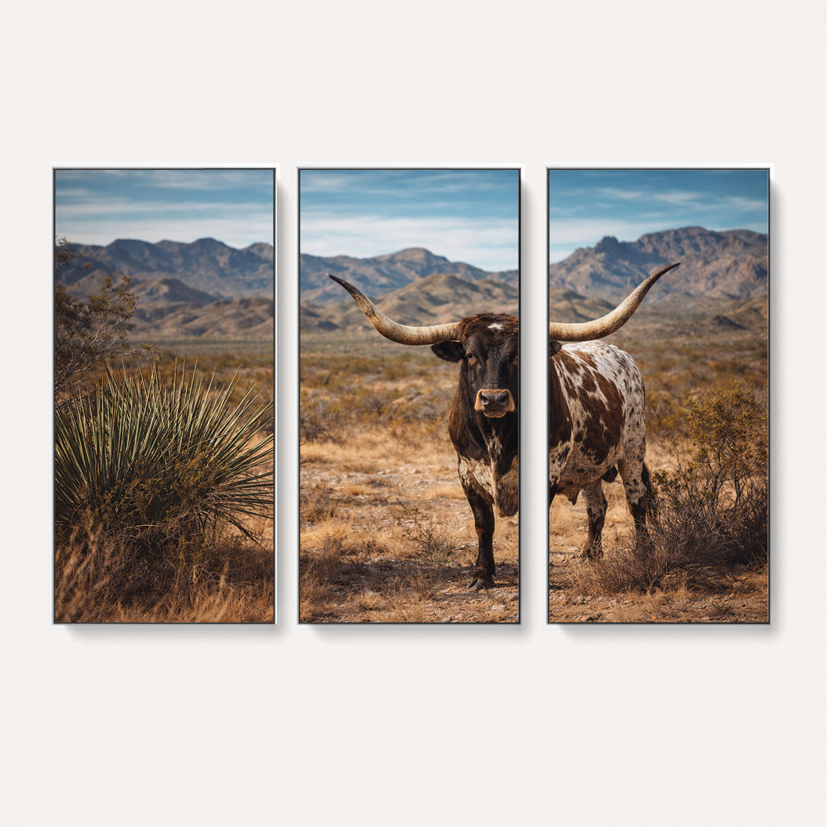 17622011S-MGV-CV-36X24 - Texas Longhorn Bull Wall Art Canvas Print, Western Farmhouse Cowboy Decor, Rustic Texas Ranch Cattle Artwork for Living Room Bedroom Office, Framed Wall Decor