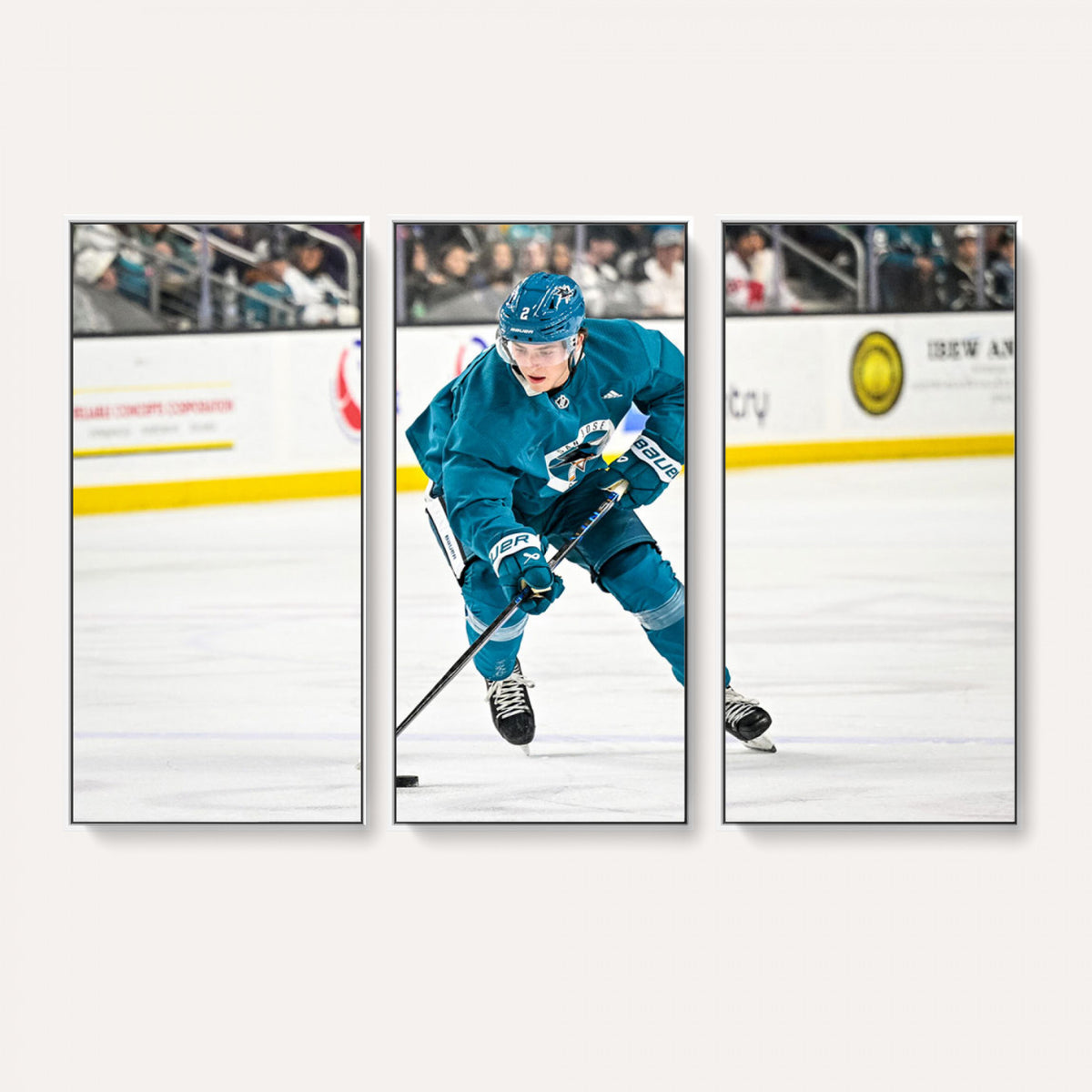 69179-MGV-CV-36X24 - San Jose Sharks Ice Hockey Player Wall Art Canvas Print