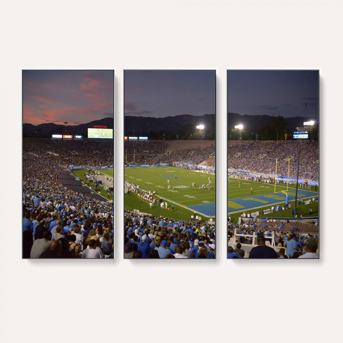 90359-MGV-CV-36X24 - UCLA Bruins Football Team Print - Pasadena Rose Bowl Stadium Wall Art Canvas Print