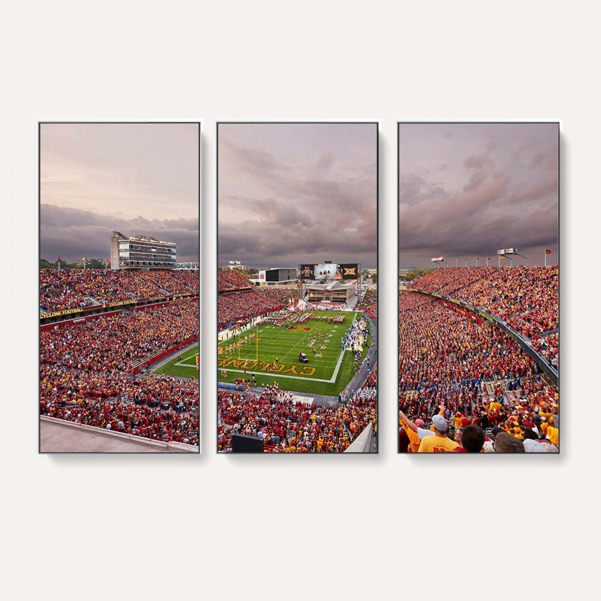 50373-MGV-CV-36X24 - Iowa State University Cyclones Football Team Print, Ames