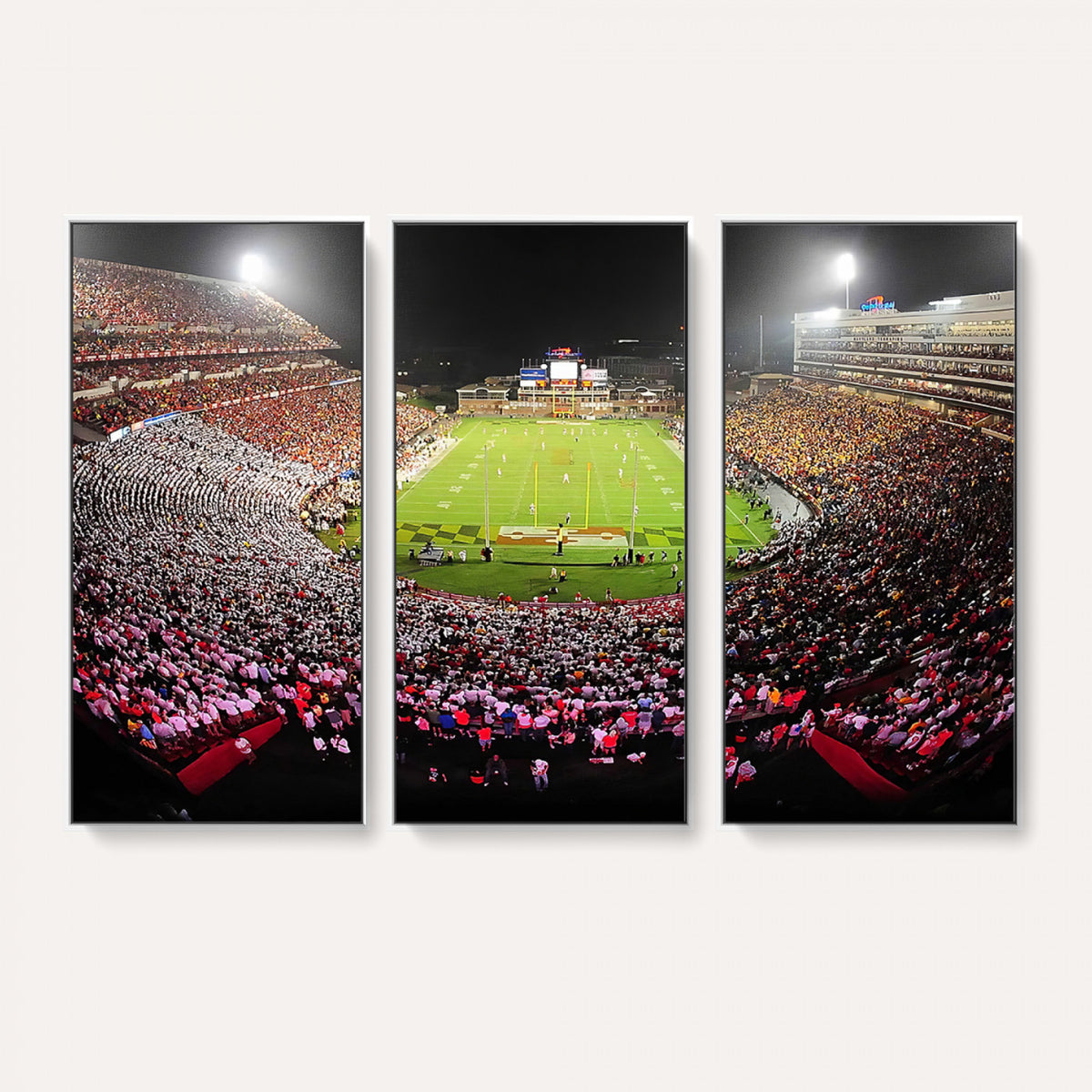 12091-PAN-FL-20X10 - University of Maryland Terrapins Football Team Print - College Park SECU Stadium Wall Art Canvas