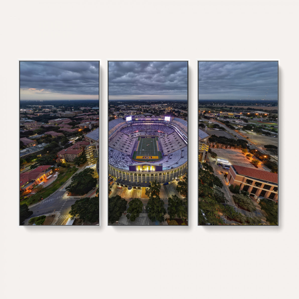77405-MGV-CV-36X24 - The Louisiana State University Tigers Football Team Print