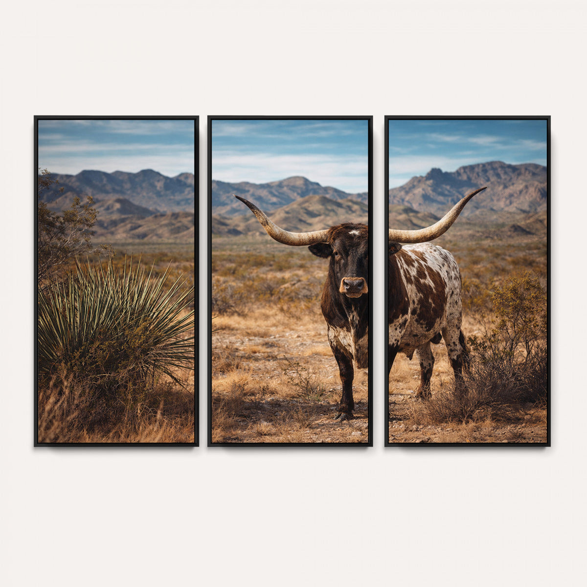 17622011S-MGV-CV-36X24 - Texas Longhorn Bull Wall Art Canvas Print, Western Farmhouse Cowboy Decor, Rustic Texas Ranch Cattle Artwork for Living Room Bedroom Office, Framed Wall Decor