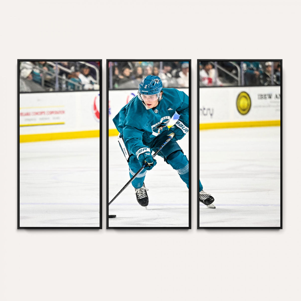 69179-MGV-CV-36X24 - San Jose Sharks Ice Hockey Player Wall Art Canvas Print