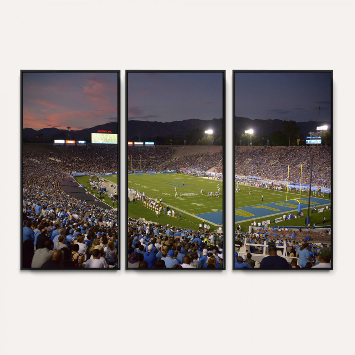 90359-MGV-CV-36X24 - UCLA Bruins Football Team Print - Pasadena Rose Bowl Stadium Wall Art Canvas Print