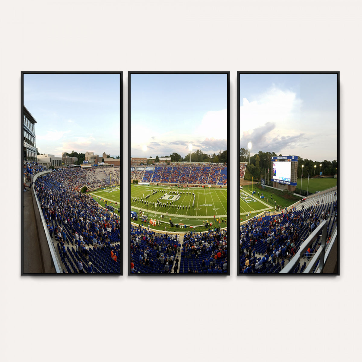 44850-MGV-CV-36X24 - The Duke University Blue Devils Football Team Print, Durham