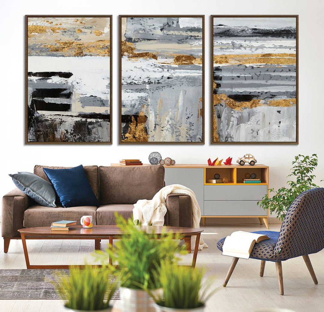 The Abstract Painting Canvas Wall Art in gray tones radiates modern elegance.