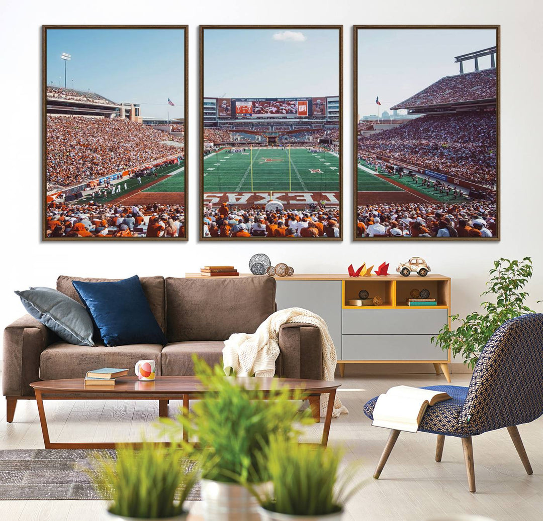 The canvas displays the Texas Longhorns Football team at Austins Darrell K Royal-Texas Memorial Stadium.