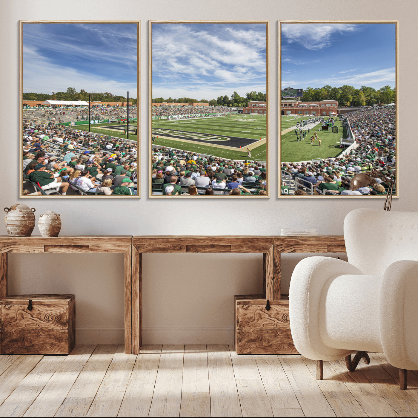MGV-FC-60X30-3P - University of Charlotte 49ers Football Team Print - Charlotte Jerry Richardson Stadium Canvas Print