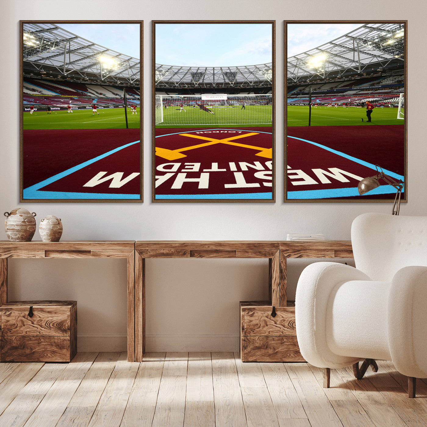 -West Ham United FC Stadium Canvas Wall Art – London Stadium Football Print – Premier League Team