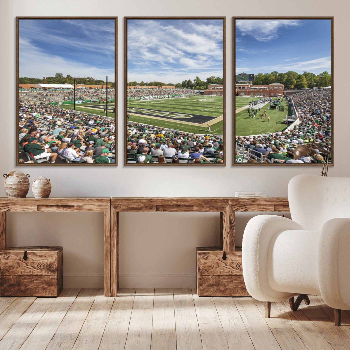 MGV-FC-60X30-3P - University of Charlotte 49ers Football Team Print - Charlotte Jerry Richardson Stadium Canvas Print