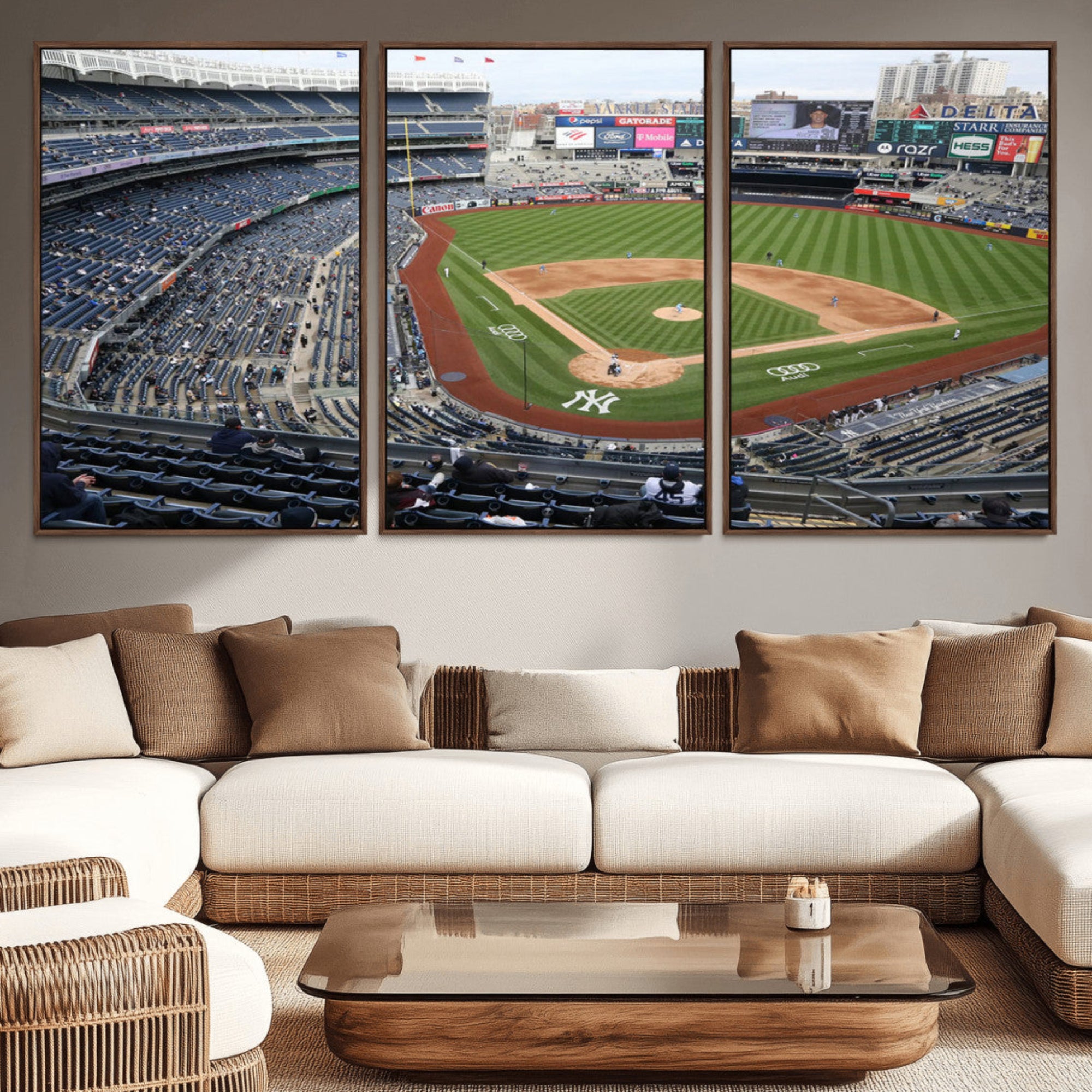 45784-MGV-CV-36X24-New York Yankees Baseball Team Print - Yankee Stadium Wall Art Canvas Print
