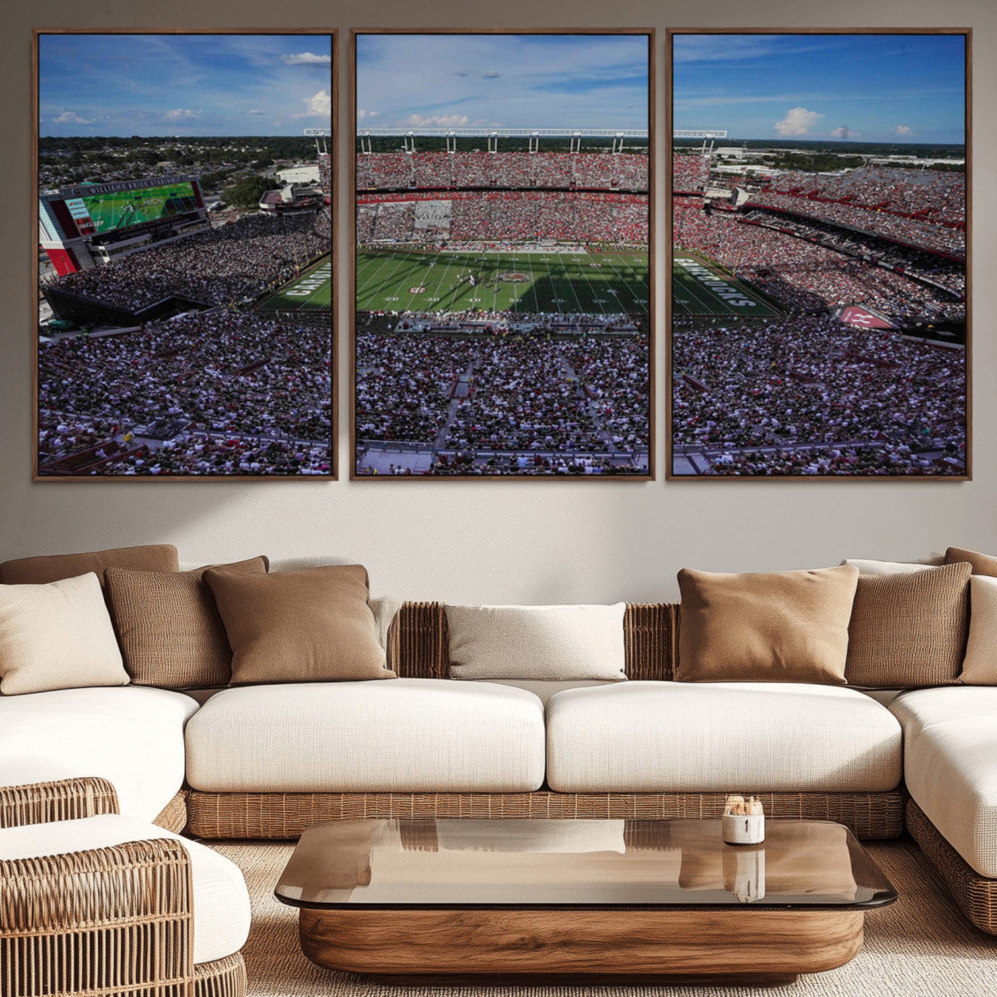 83382-MGV-CV-36X24-South Carolina Gamecocks Football Team Print - Columbia Williams-Brice Stadium Wall Art Canvas Print