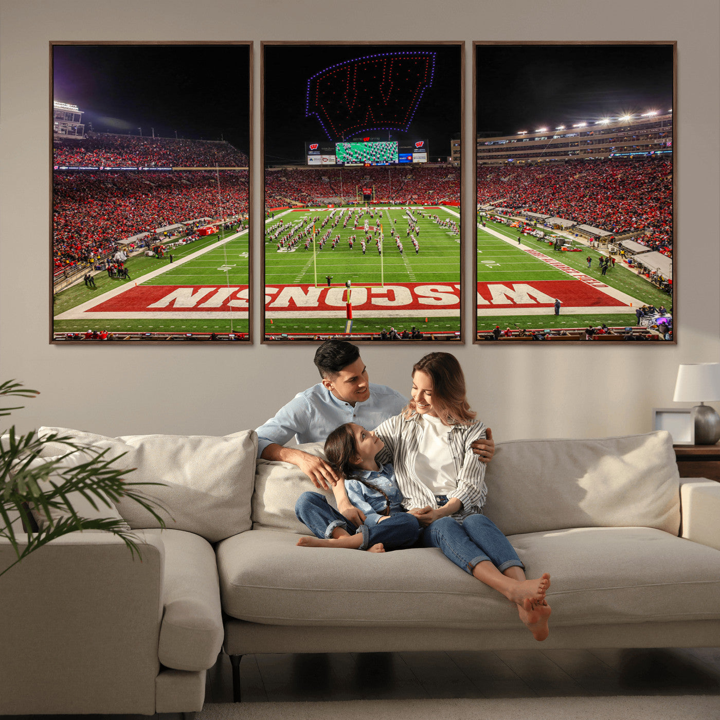 MGV-FC-60X30-3P - Wisconsin Badgers Football Team Print Canvas- Madison Camp Randall Stadium Wall Art Canvas Print