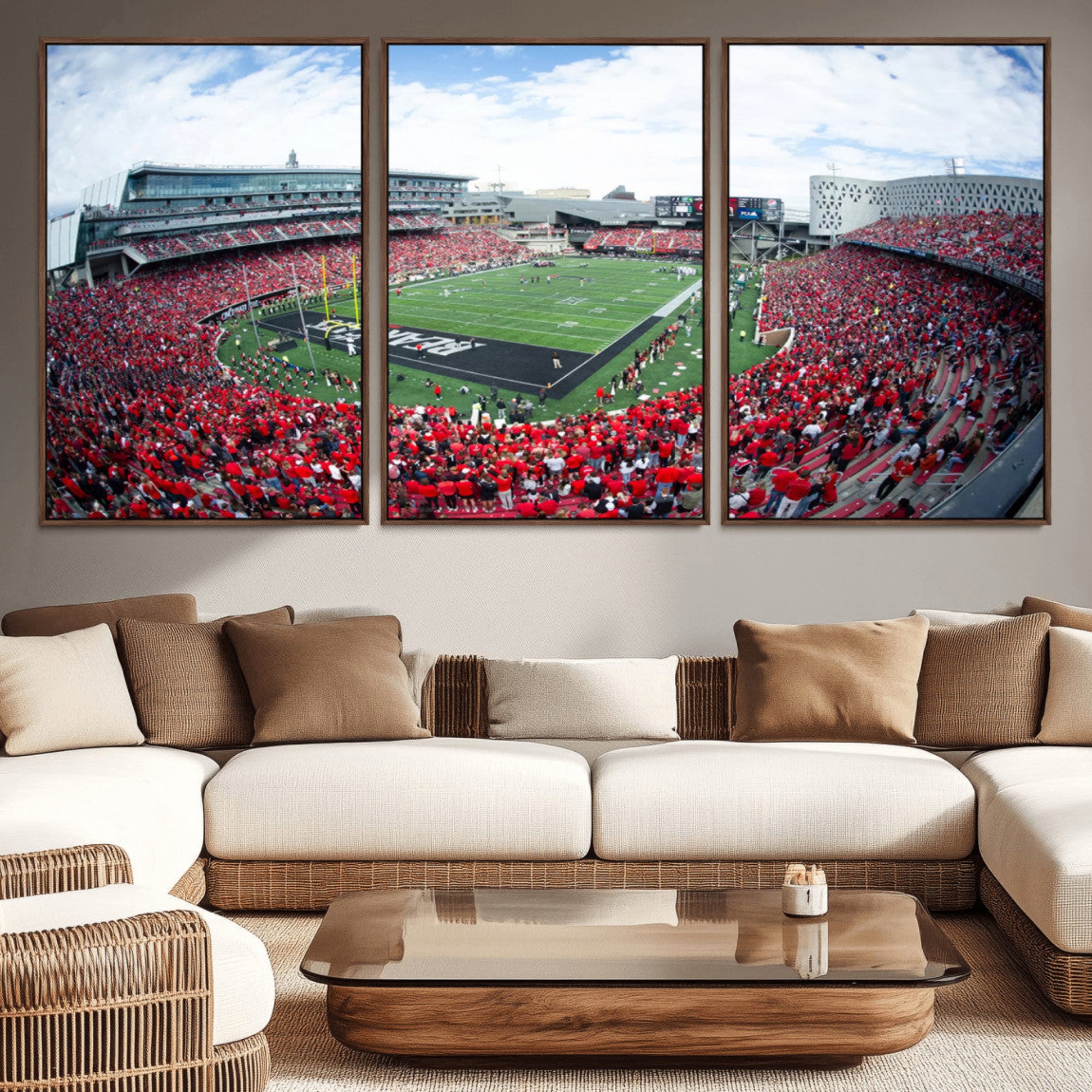 54070-MGV-CV-36X24-Cincinnati Bearcats Football Team Print - Nippert Stadium Wall Art Canvas Print