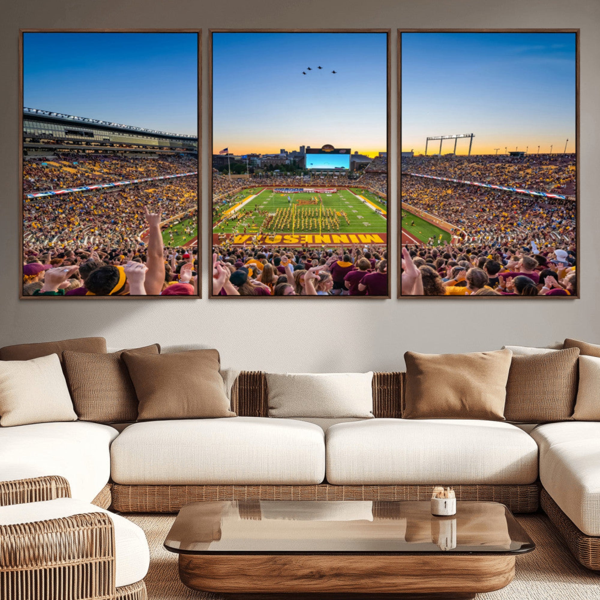84421-MGV-CV-36X24-University of Minnesota Golden Gophers Art Print, Football Team Print - Minneapolis Huntington Bank
