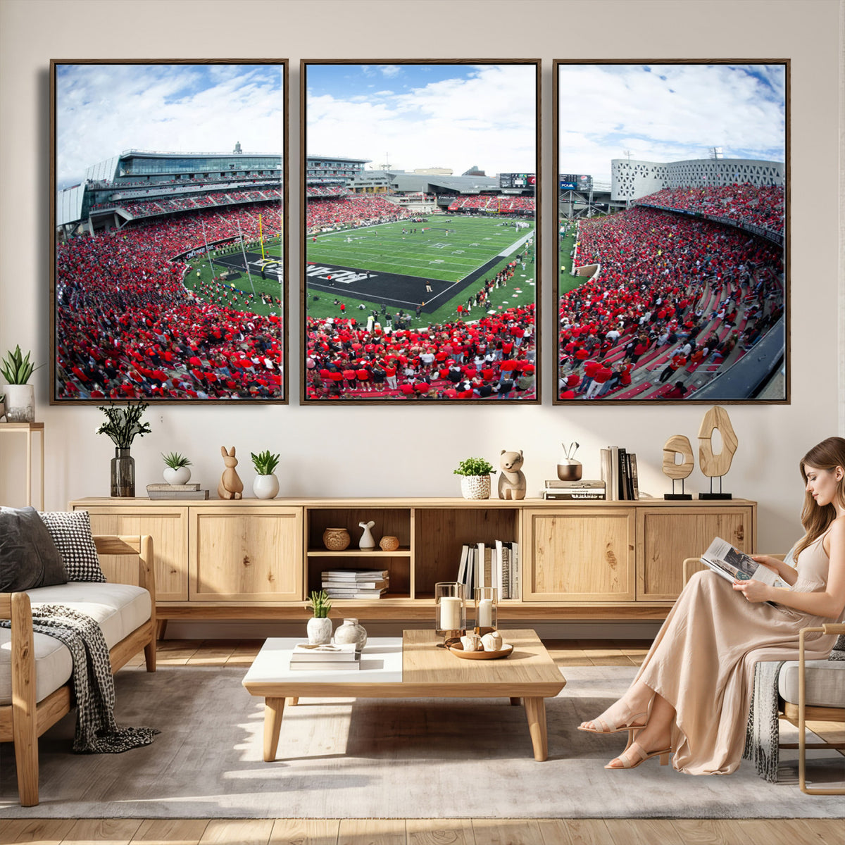 54070-MGV-CV-36X24 - Cincinnati Bearcats Football Team Print - Nippert Stadium Wall Art Canvas Print
