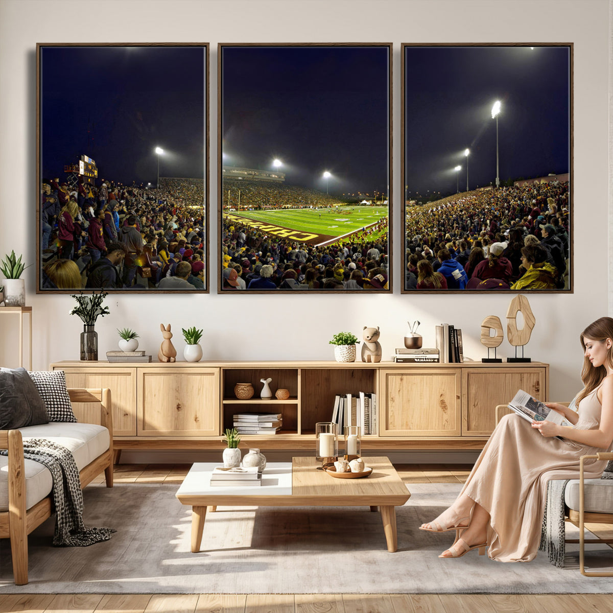 45619-MGV-CV-36X24 - Central Michigan University Chippewas Canvas Wall Art, Football Team Print - Mount Pleasant