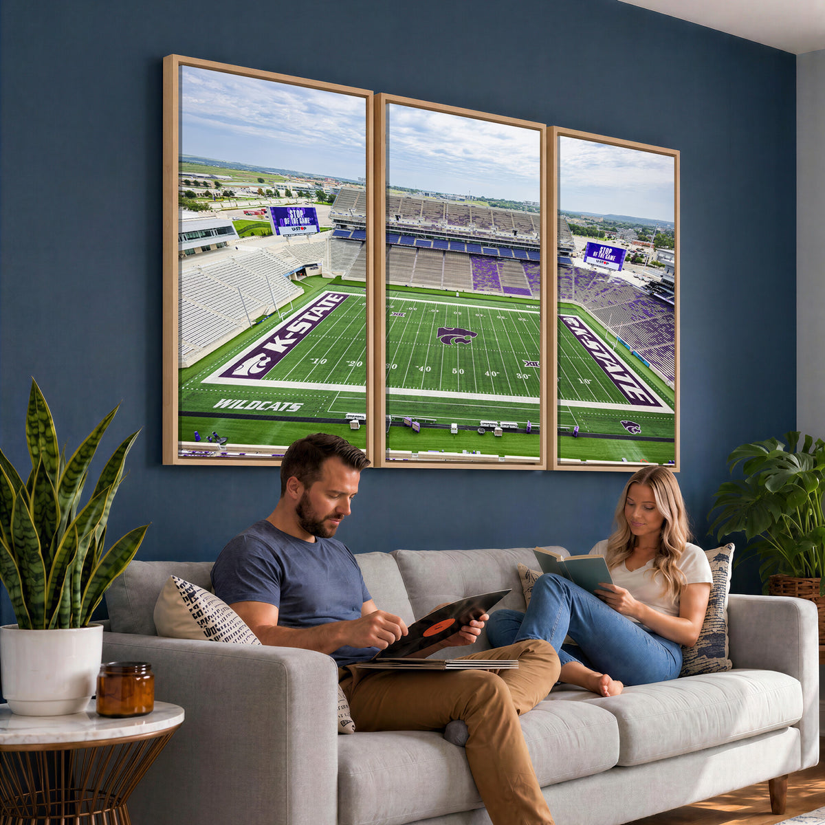 29452-MGV-CV-36X24 - KState Wildcats Football Team Print - Manhattan Bill Snyder Family Football Stadium Wall Art Canvas