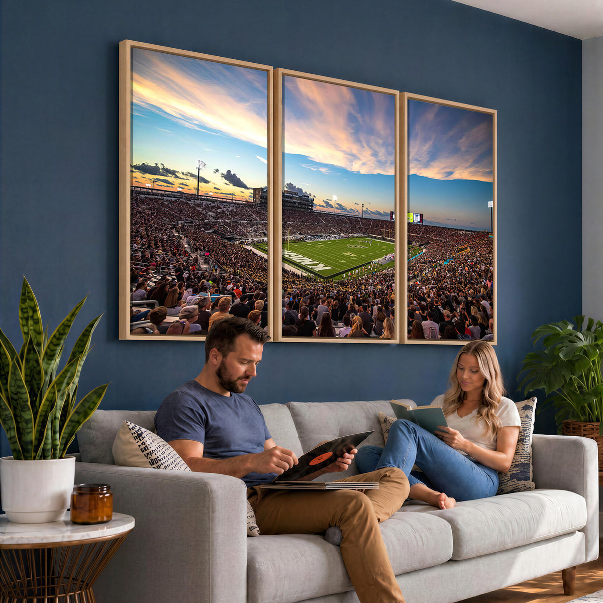 50243-MGV-CV-36X24 - UCF Knights Football Team Print - Orlando FBC Mortgage Stadium Wall Art Canvas Print