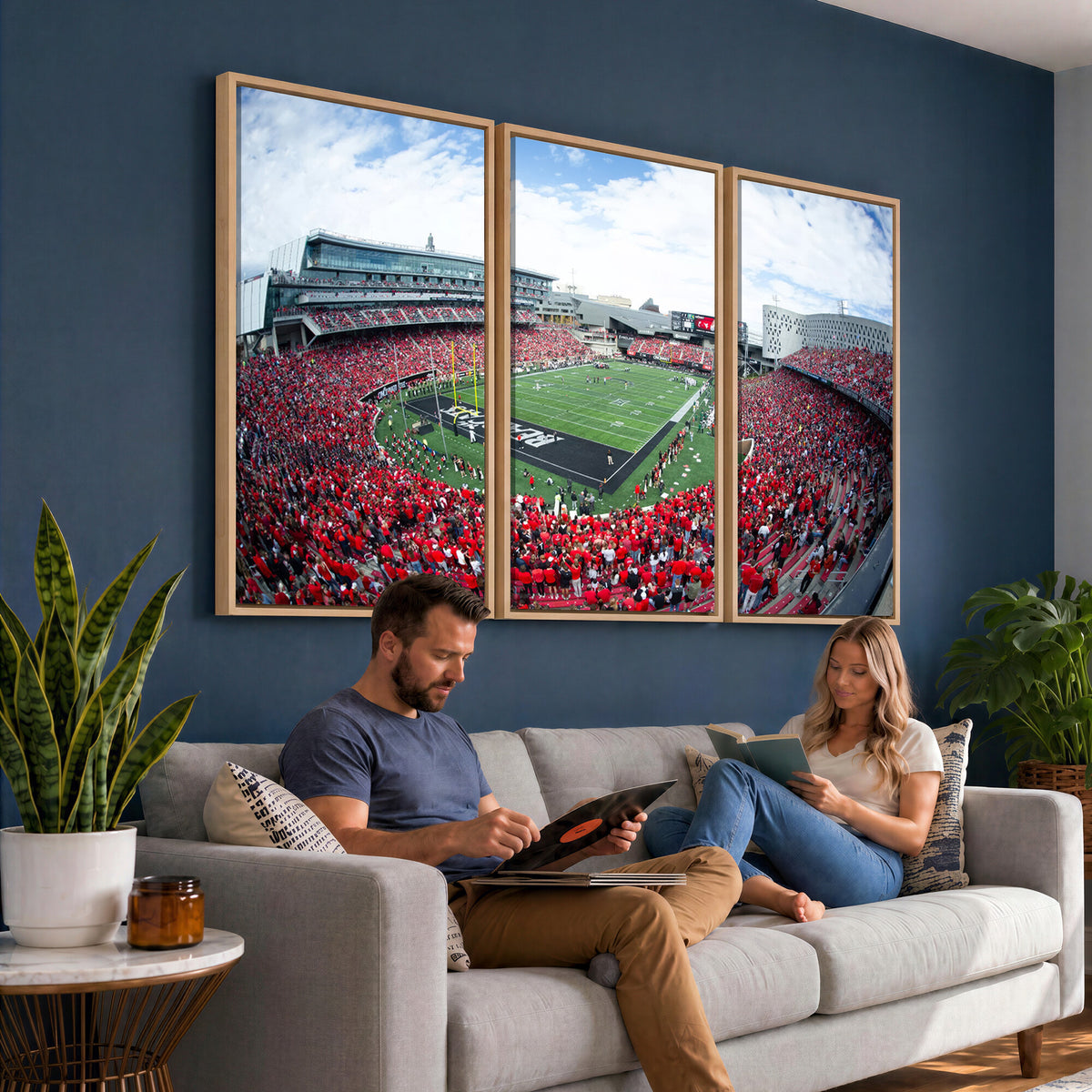 54070-MGV-CV-36X24 - Cincinnati Bearcats Football Team Print - Nippert Stadium Wall Art Canvas Print