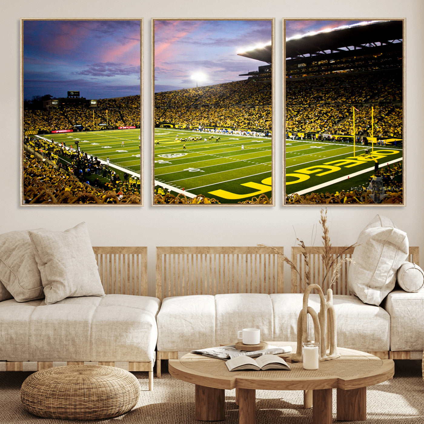MGV-FC-60X30-3P - University of Oregon Ducks Football Team Print - Eugene Autzen Stadium Wall Art Canvas Print