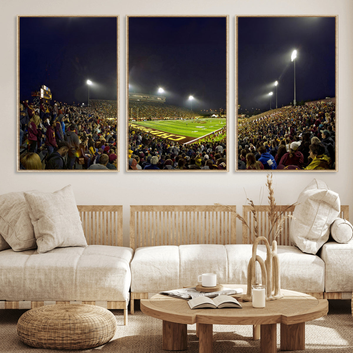 45619-MGV-CV-36X24 - Central Michigan University Chippewas Canvas Wall Art, Football Team Print - Mount Pleasant