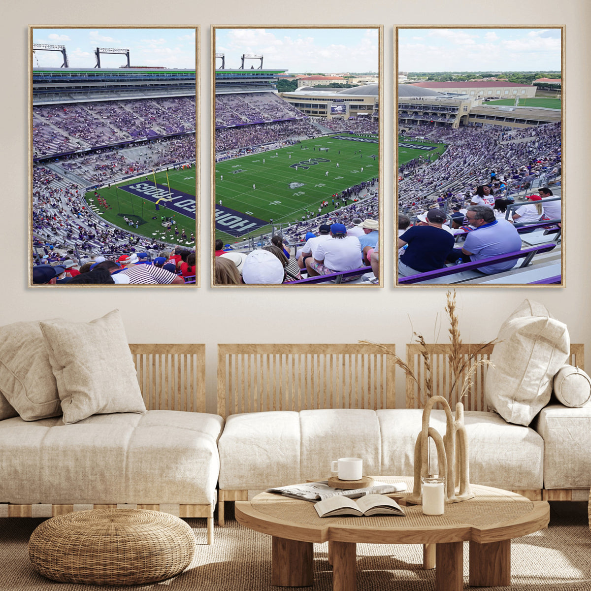 95139-MGV-CV-36X24 - The Texas Christian University TCU Horned Frogs Football Team Print, Fort Worth