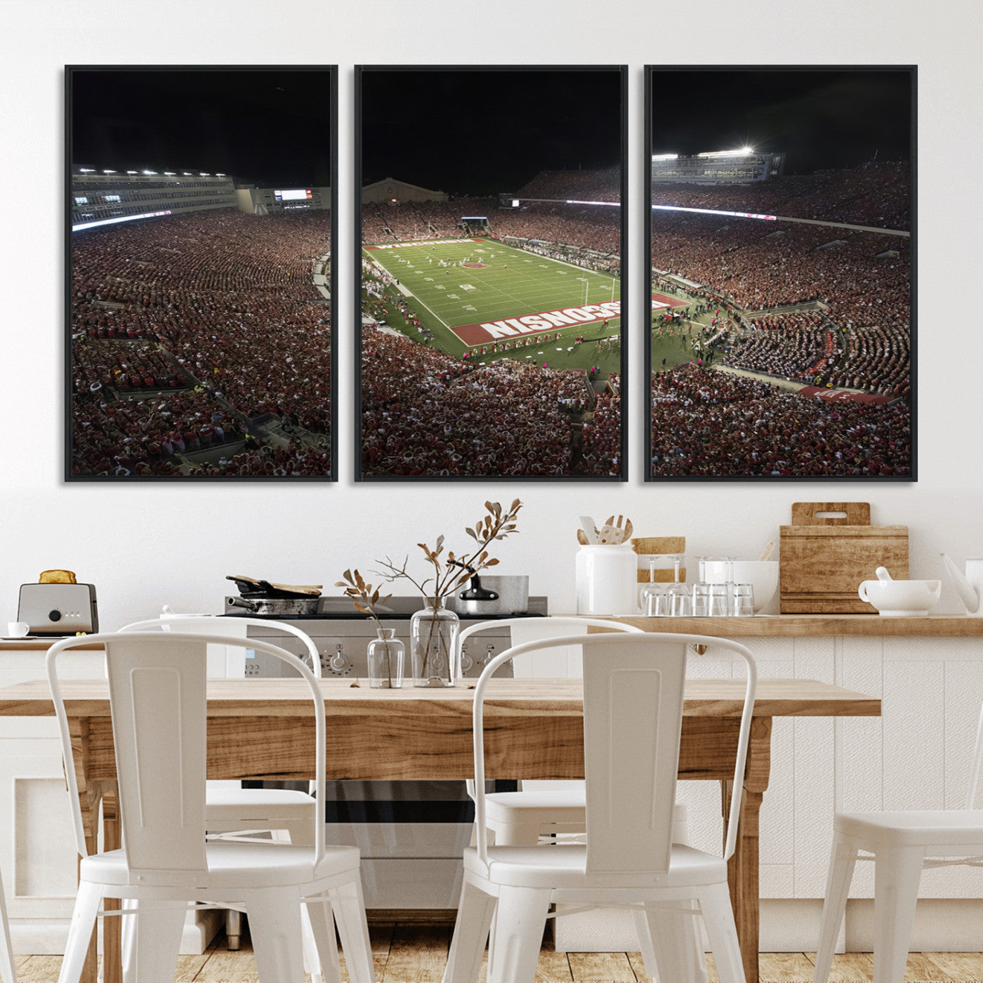 MGV-FC-60X30-3P - Wisconsin Badgers Football Team Print - Madison Camp Randall Stadium Wall Art Canvas Print