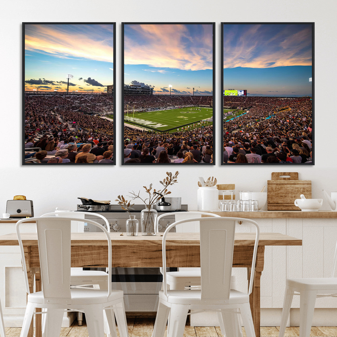 MGV-FC-60X30-3P - UCF Knights Football Team Print - Orlando FBC Mortgage Stadium Wall Art Canvas Print