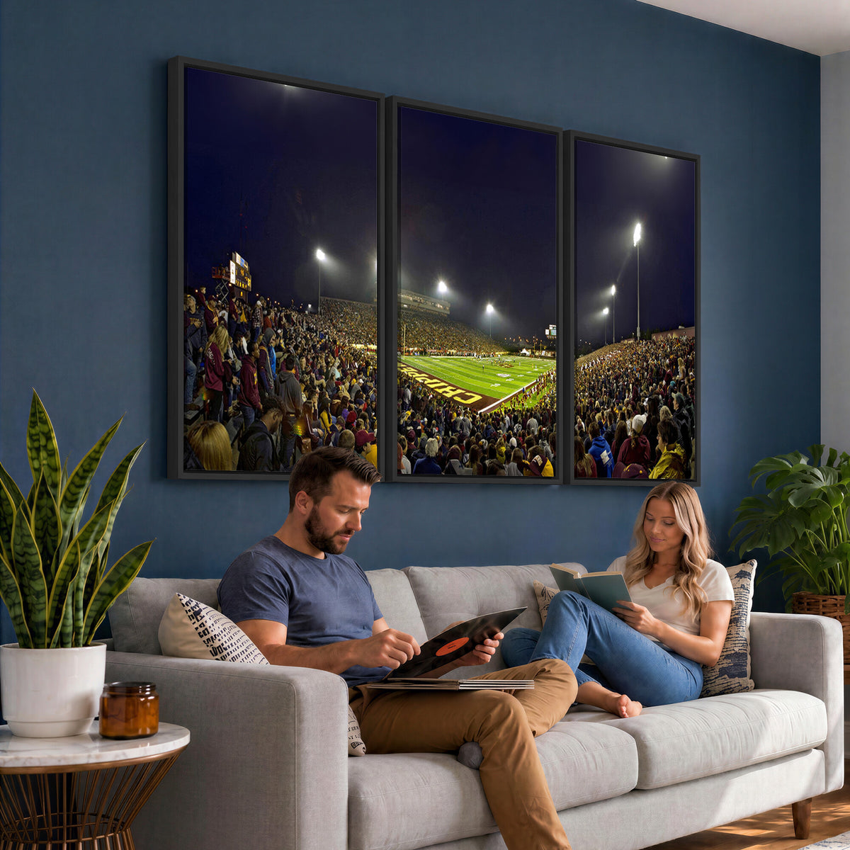 45619-MGV-CV-36X24 - Central Michigan University Chippewas Canvas Wall Art, Football Team Print - Mount Pleasant