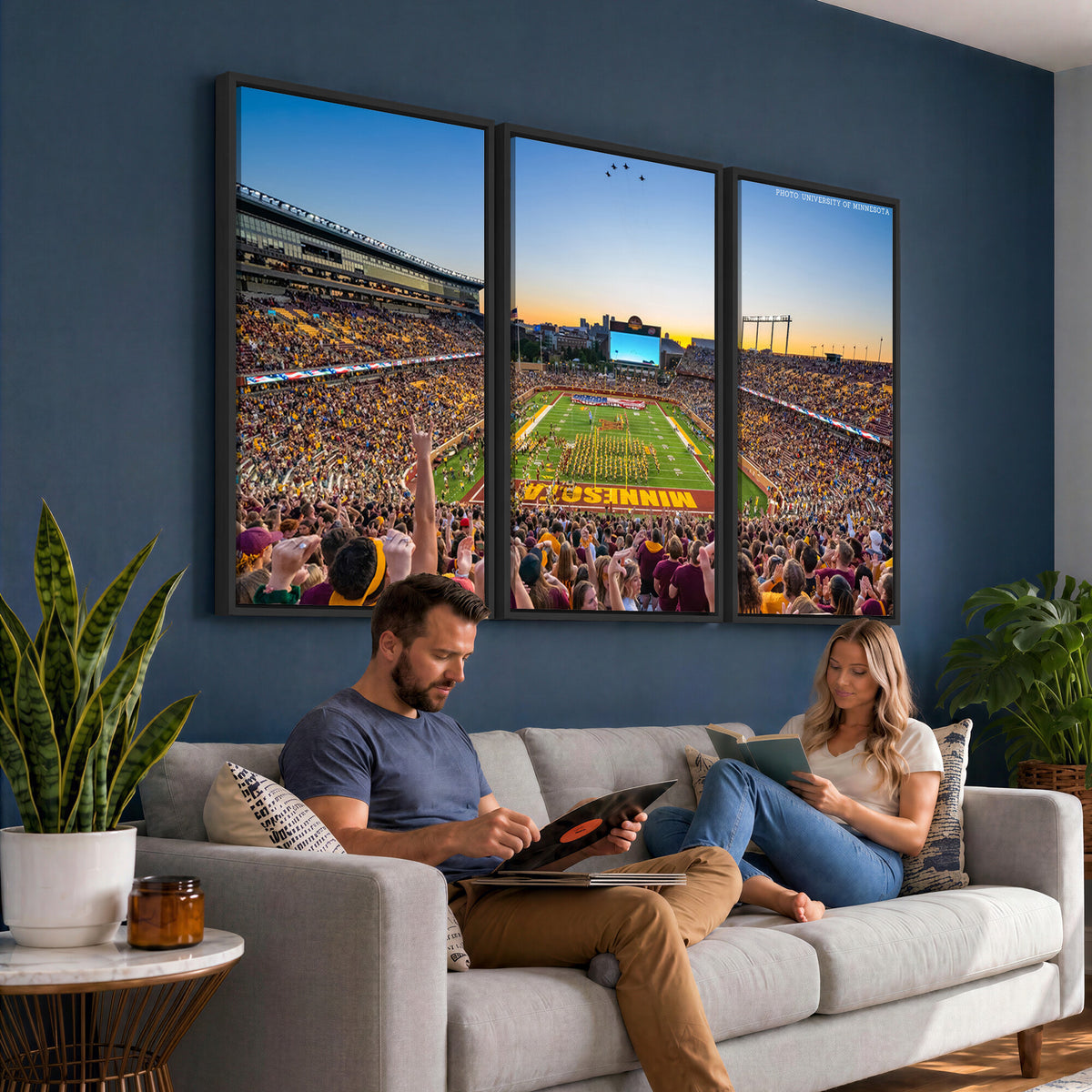 63452-PAN-FL-20X10 - University of Minnesota Golden Gophers Football Team Print - Minneapolis Huntington Bank Stadium