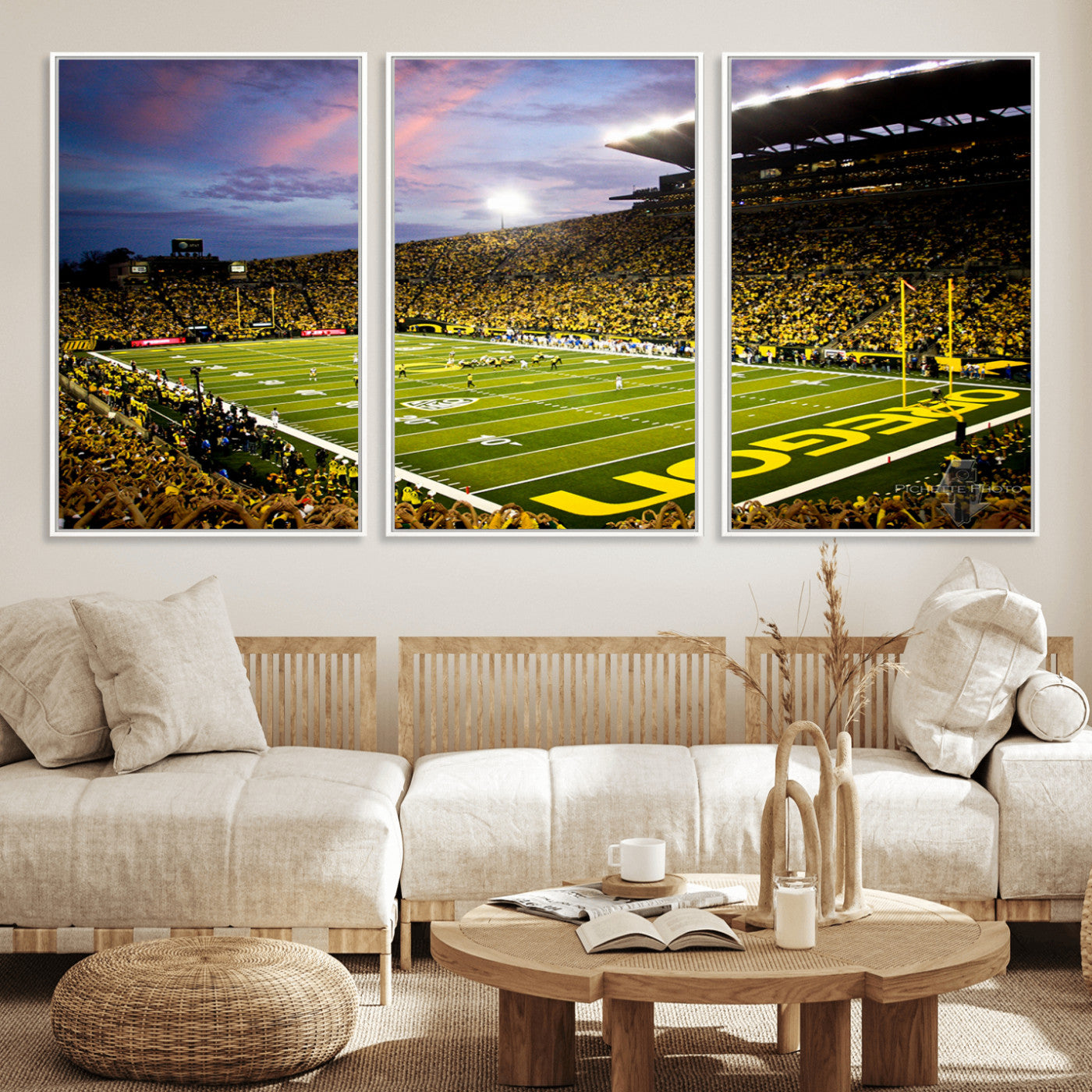 MGV-FC-60X30-3P - University of Oregon Ducks Football Team Print - Eugene Autzen Stadium Wall Art Canvas Print
