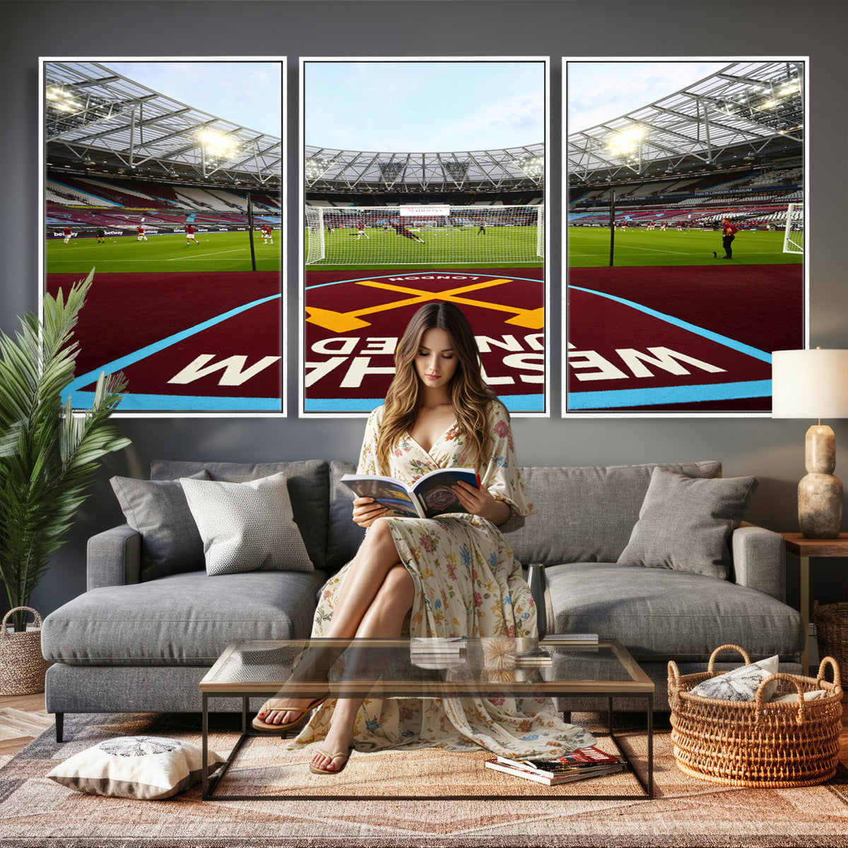 77367-MGV-CV-36X24 - West Ham United FC Stadium Canvas Wall Art, London Stadium