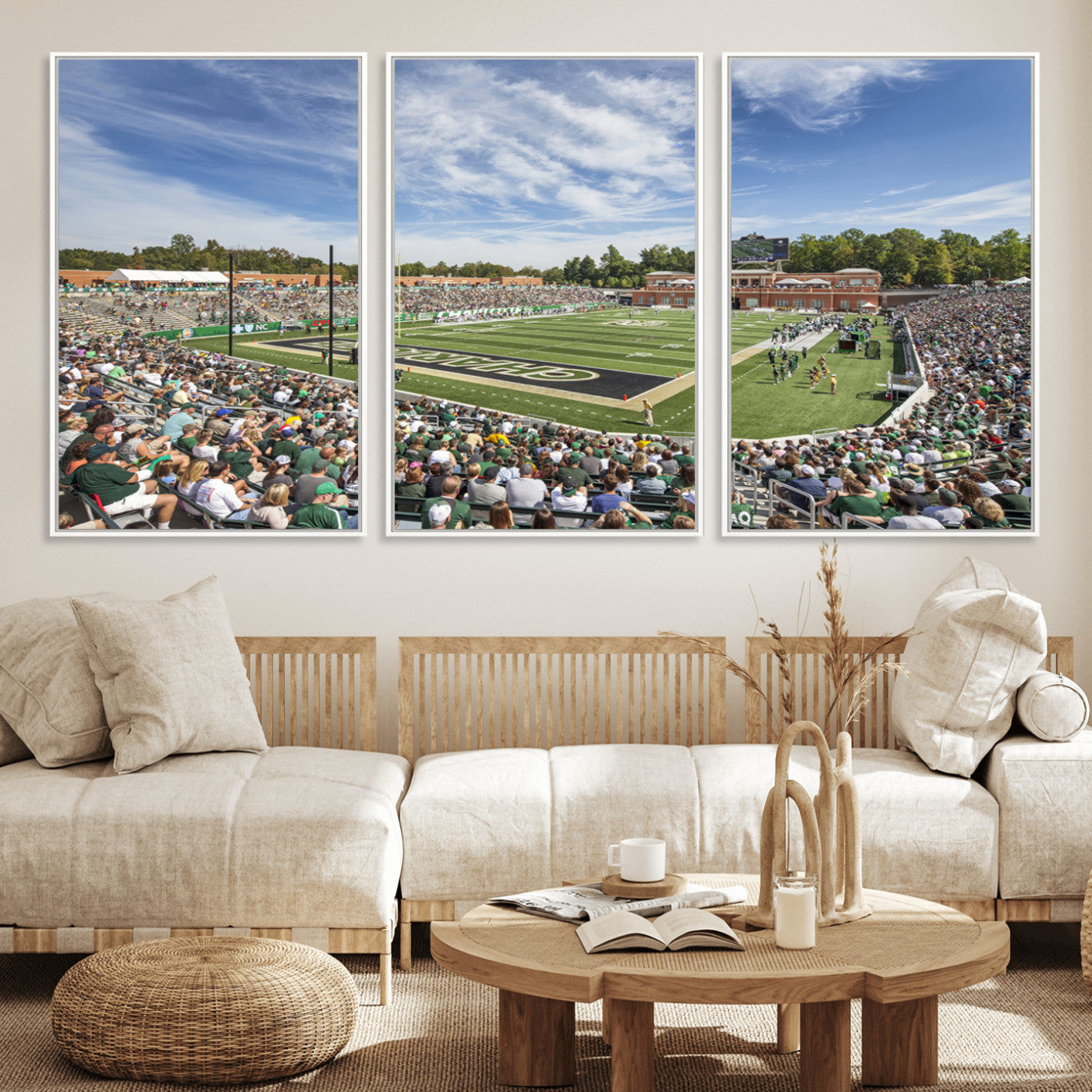 MGV-FC-60X30-3P - University of Charlotte 49ers Football Team Print - Charlotte Jerry Richardson Stadium Canvas Print