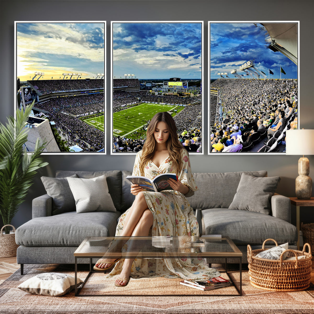 23788-MGV-CV-36X24 - Framed USF Bulls Football Team Print - Tampa Raymond James Stadium Wall Art Canvas Print