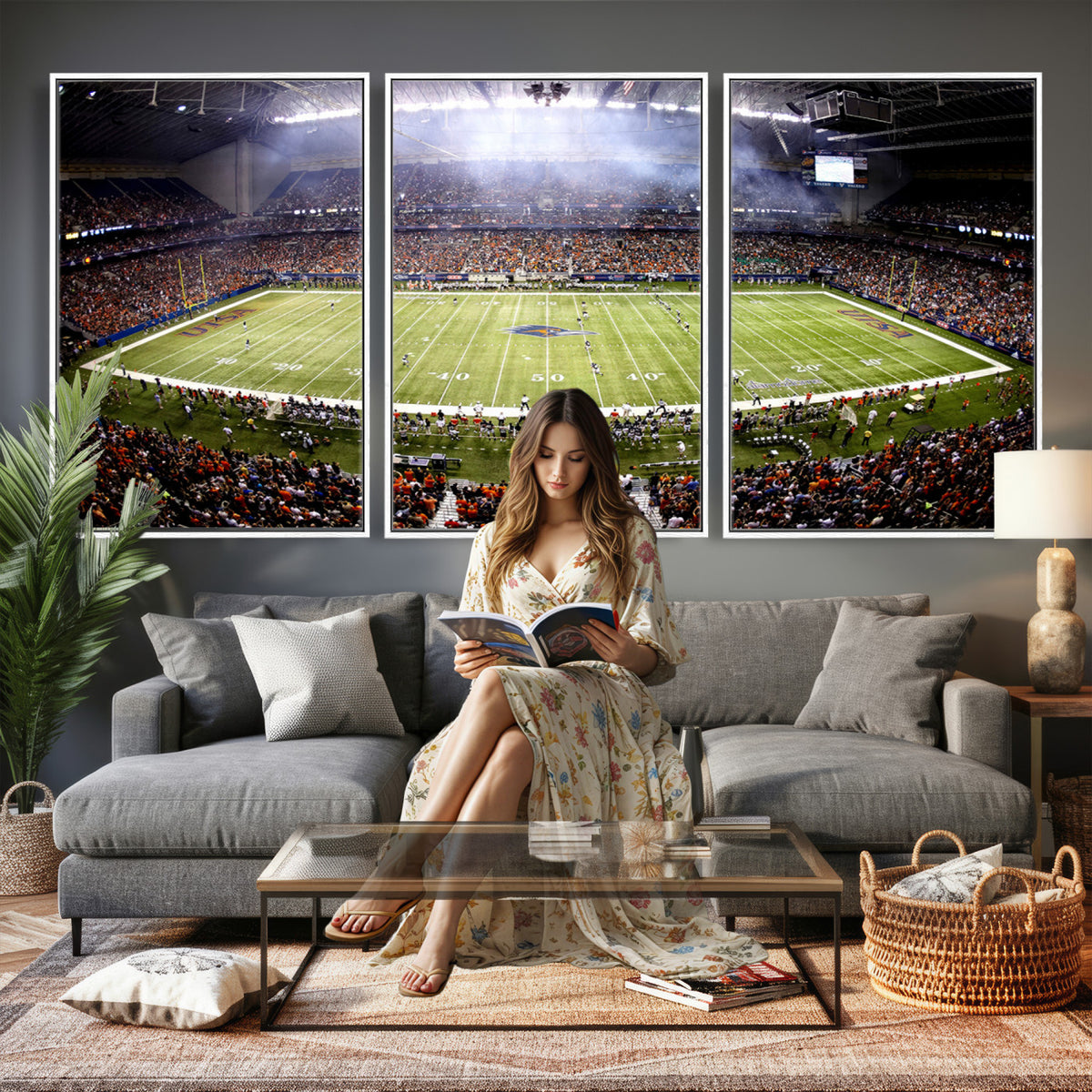 46972-MGV-CV-36X24 - The University of Texas at San Antonio Roadrunners Football Team Print, Framed and Ready to Hang