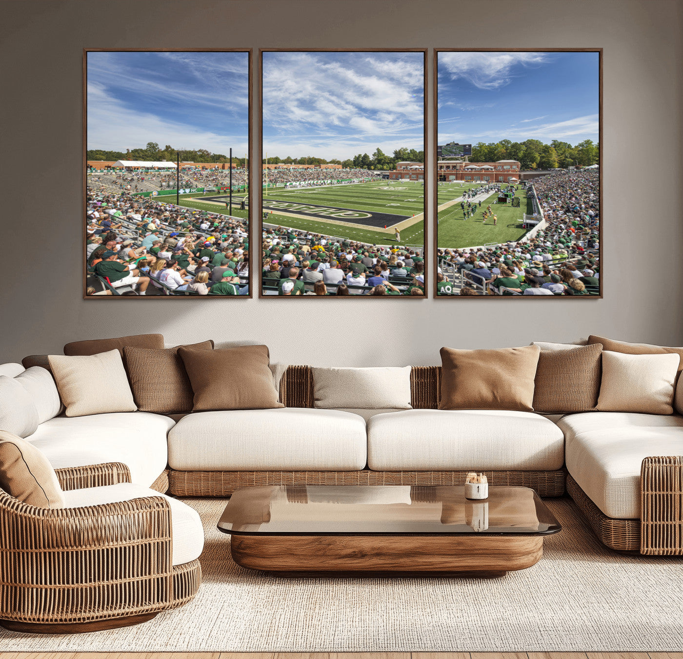 MGV-FC-60X30-3P - University of Charlotte 49ers Football Team Print - Charlotte Jerry Richardson Stadium Canvas Print